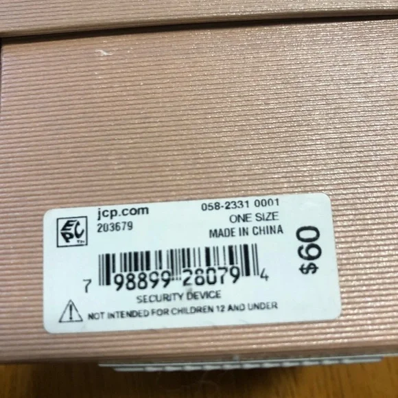 City Rocks Swarovski Crystals earring and necklace set new in box - Picture 2 of 4